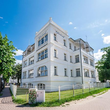 Strandvilla Glueckauf 宾茨 外观 照片