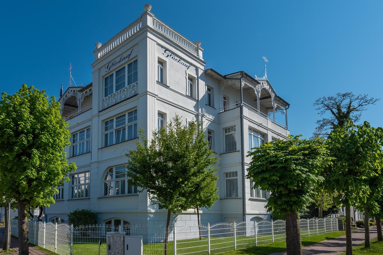 Strandvilla Glueckauf 宾茨 外观 照片